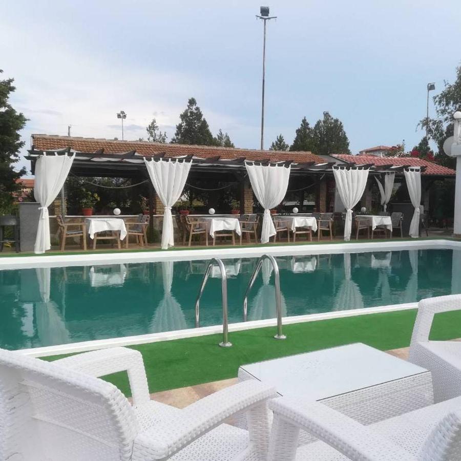 Complex Exotica Hotel Lozenec Kültér fotó