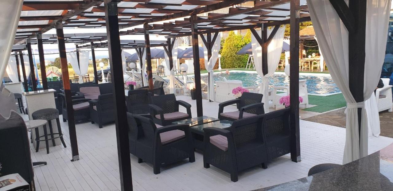 Complex Exotica Hotel Lozenec Kültér fotó