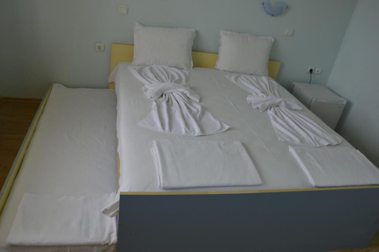 Complex Exotica Hotel Lozenec Kültér fotó