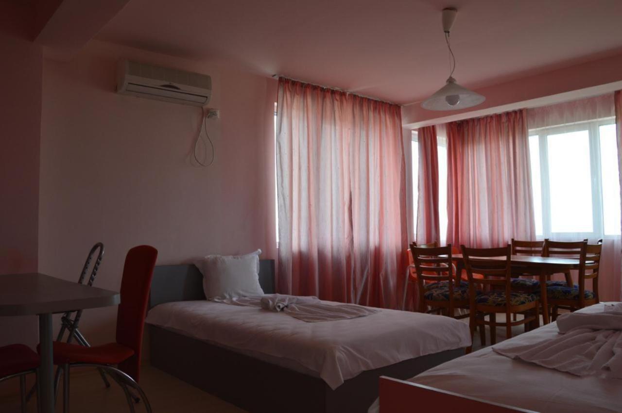 Complex Exotica Hotel Lozenec Kültér fotó