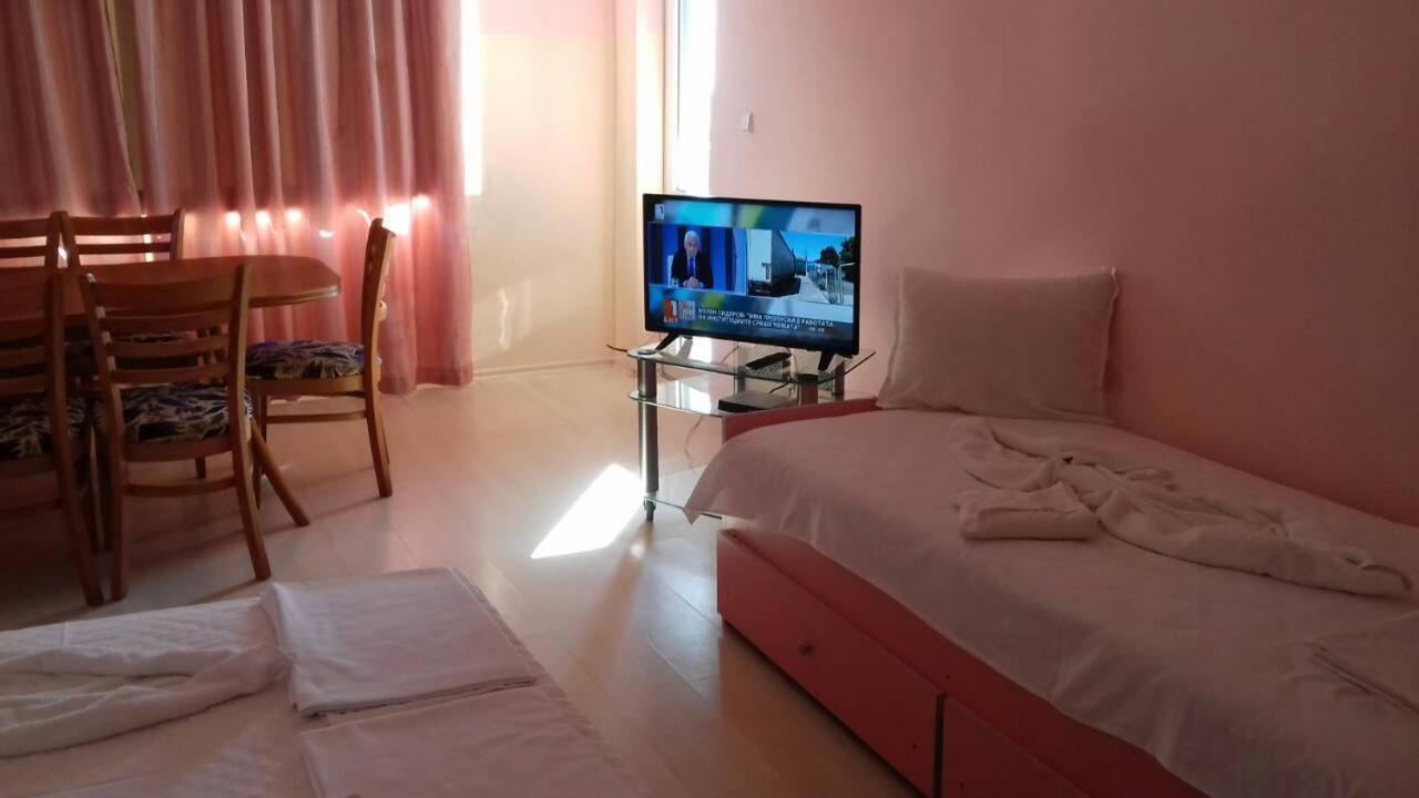 Complex Exotica Hotel Lozenec Kültér fotó