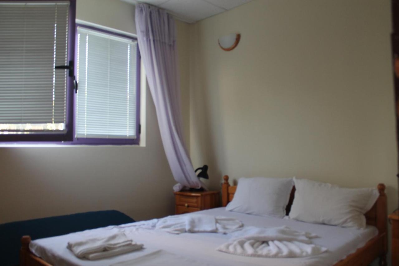 Complex Exotica Hotel Lozenec Kültér fotó