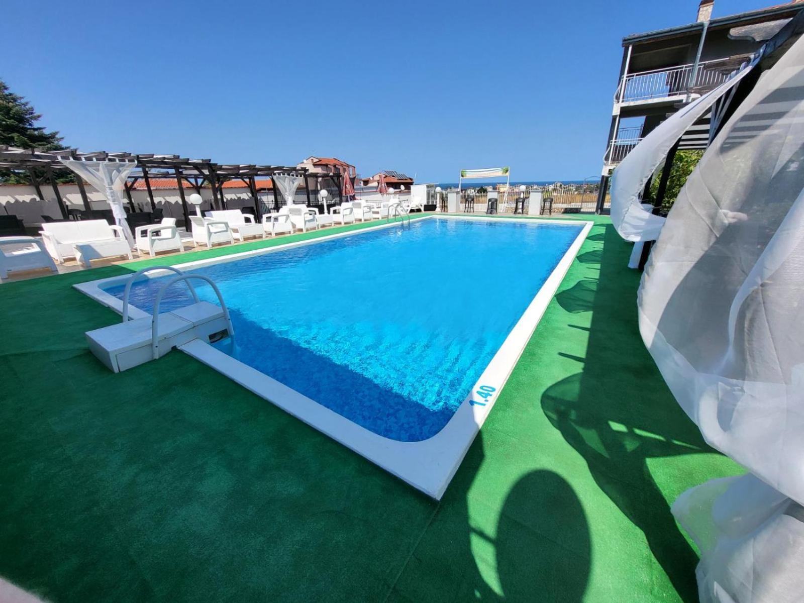 Complex Exotica Hotel Lozenec Kültér fotó