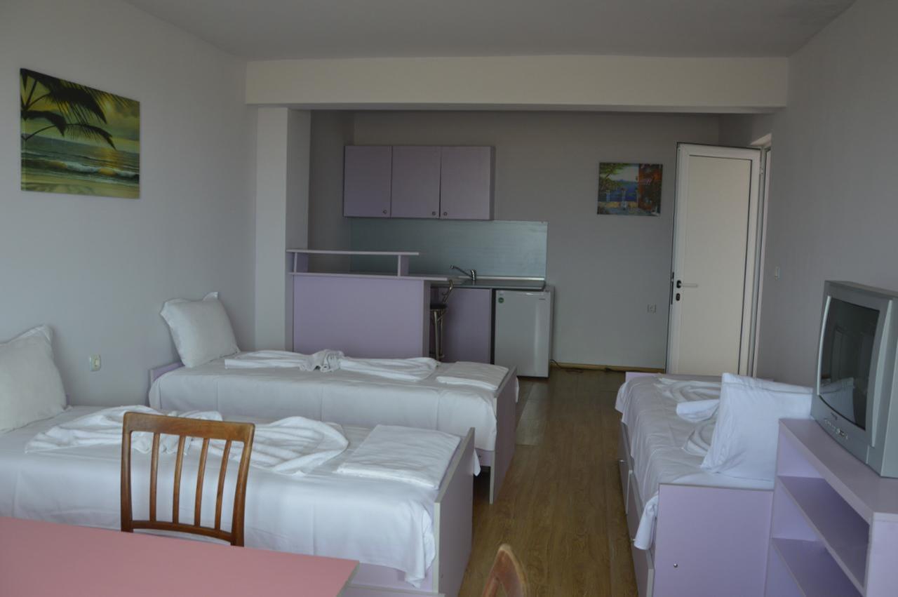 Complex Exotica Hotel Lozenec Kültér fotó
