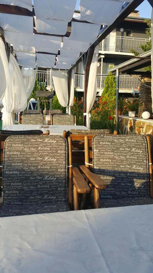 Complex Exotica Hotel Lozenec Kültér fotó
