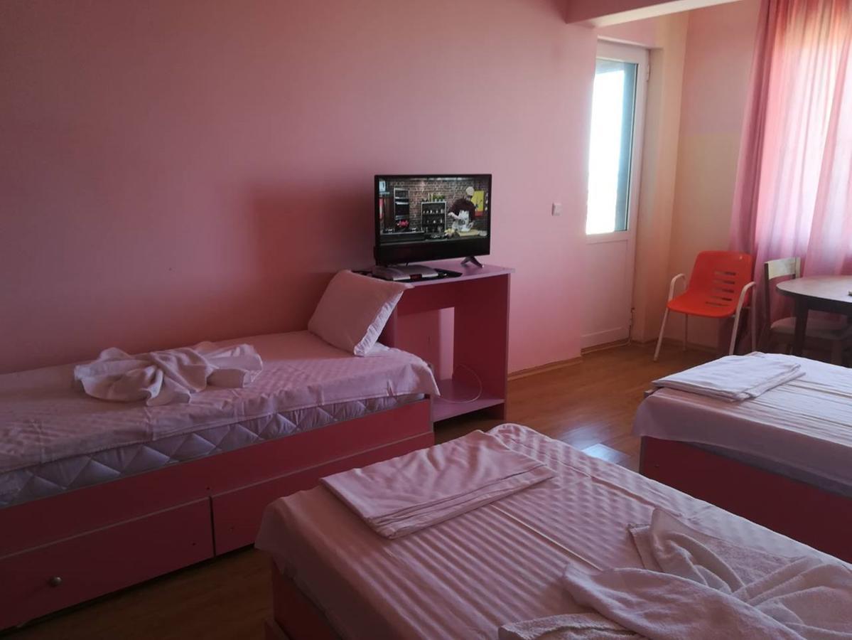 Complex Exotica Hotel Lozenec Kültér fotó